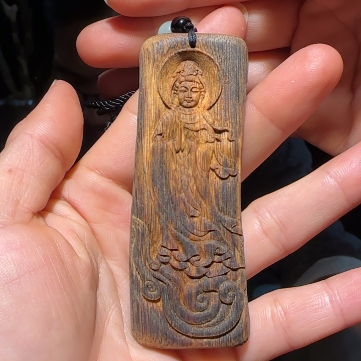 吊坠沉香千里香吊坠13.3克