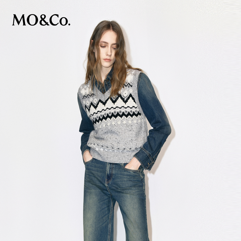 MOCO费尔岛毛衣马甲2025冬新品V领宽松无袖背心流浪风MBE4SWTT13