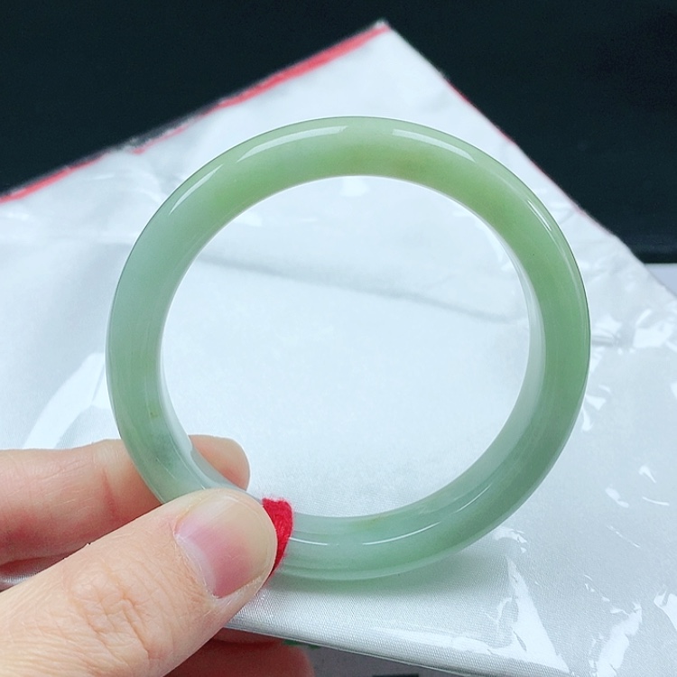 【闪购商品】翡翠手镯未镶嵌天然翡翠手镯