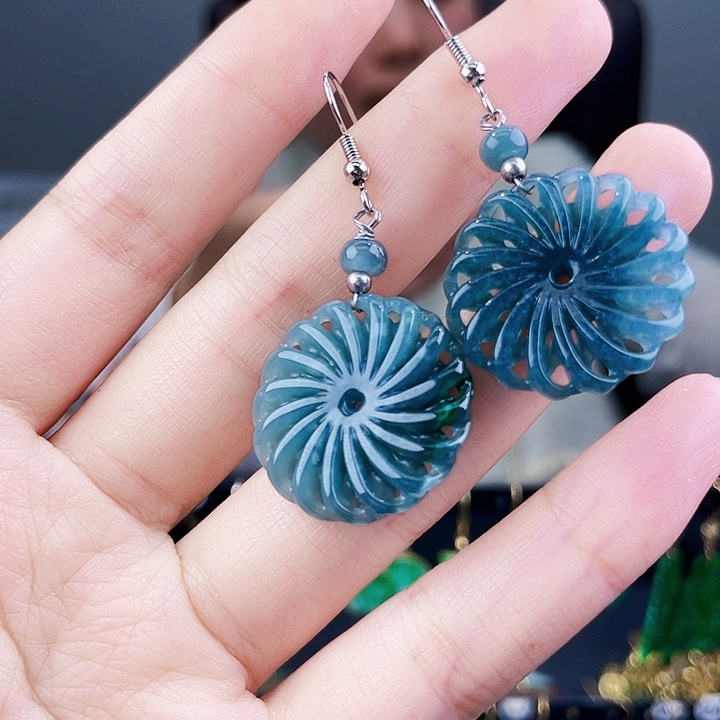 翡翠耳饰未镶嵌饰品