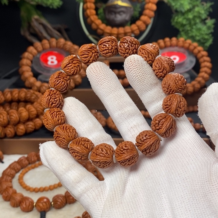 桃核吊坠秦岭龙纹