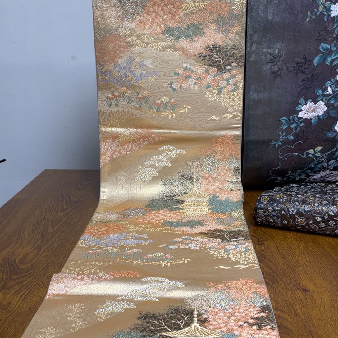 织绣织锦技艺高超技艺