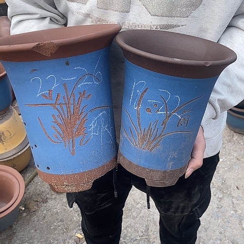 紫砂中国宜兴紫砂花盆，