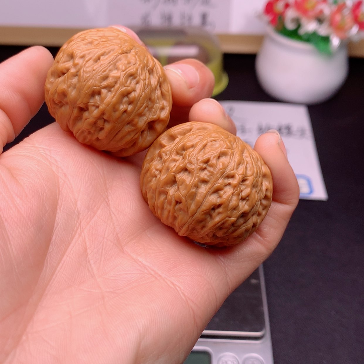 【闪购商品】文玩核桃把件老*孩铁锤40微修