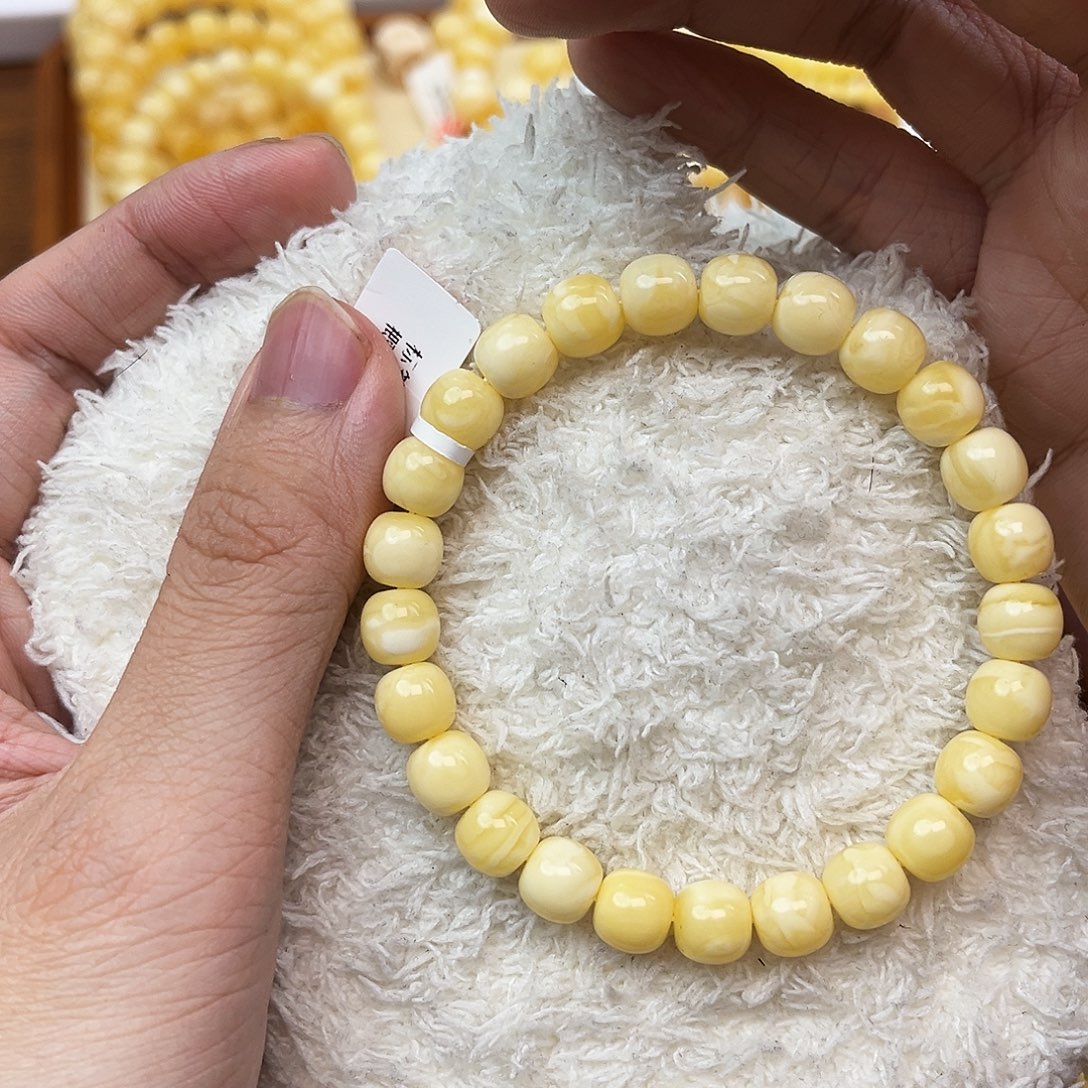 蜜蜡未镶嵌手串奶白浓蜡白花8.5mm*8mm