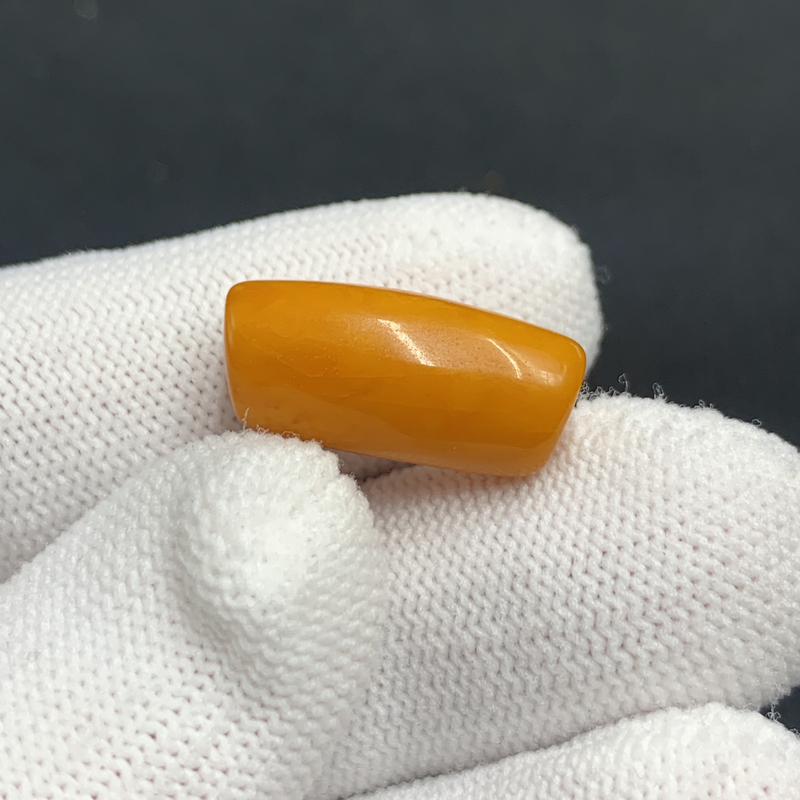 Q1118保真原矿俄料尺寸9.9*20.9mm蜜蜡单颗马蹄斜切顶珠支持复检