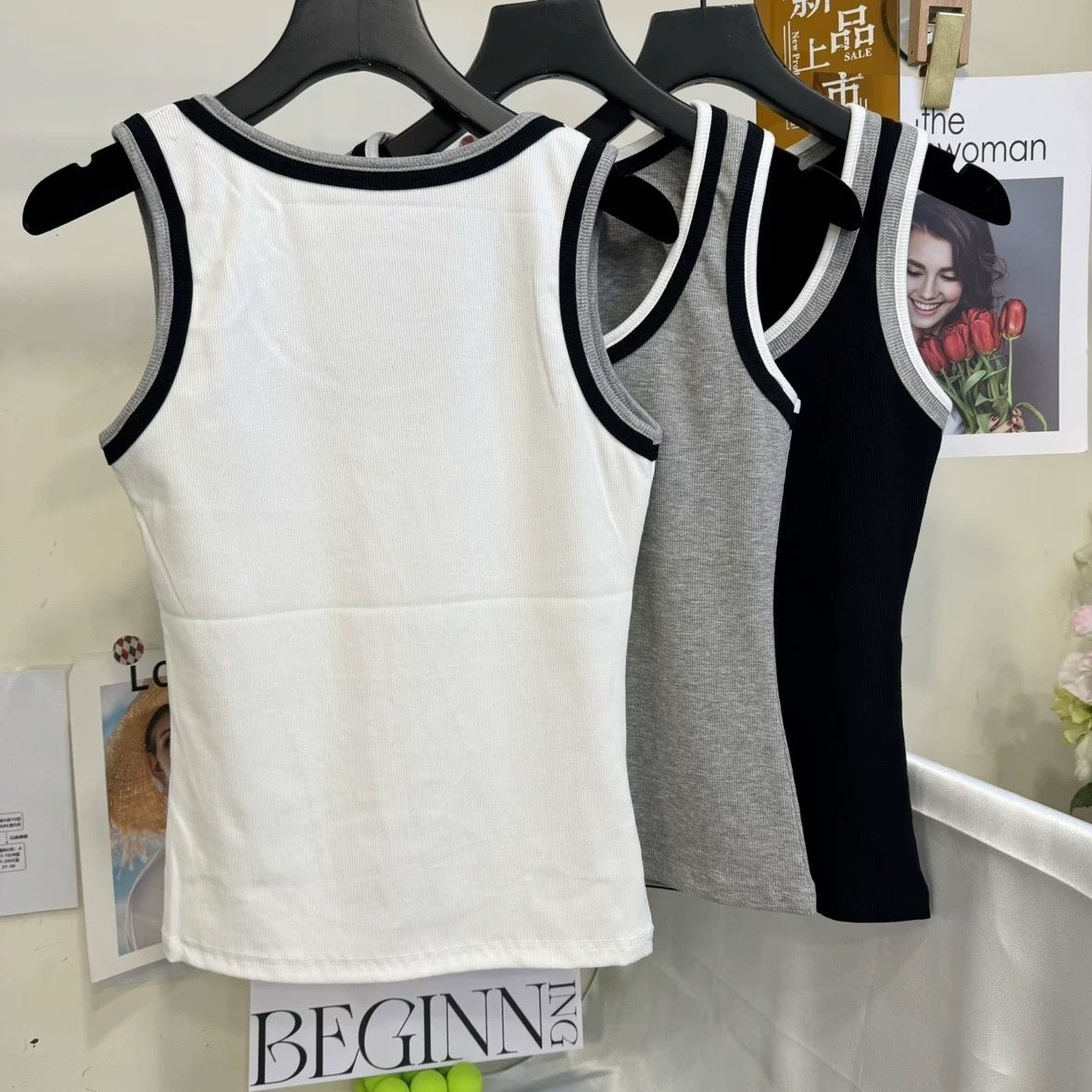 E恋撞色拼接棉吊带背心百搭外穿