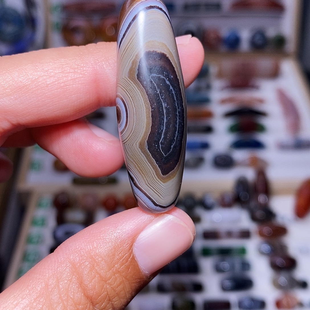 玛瑙未镶嵌吊坠…..