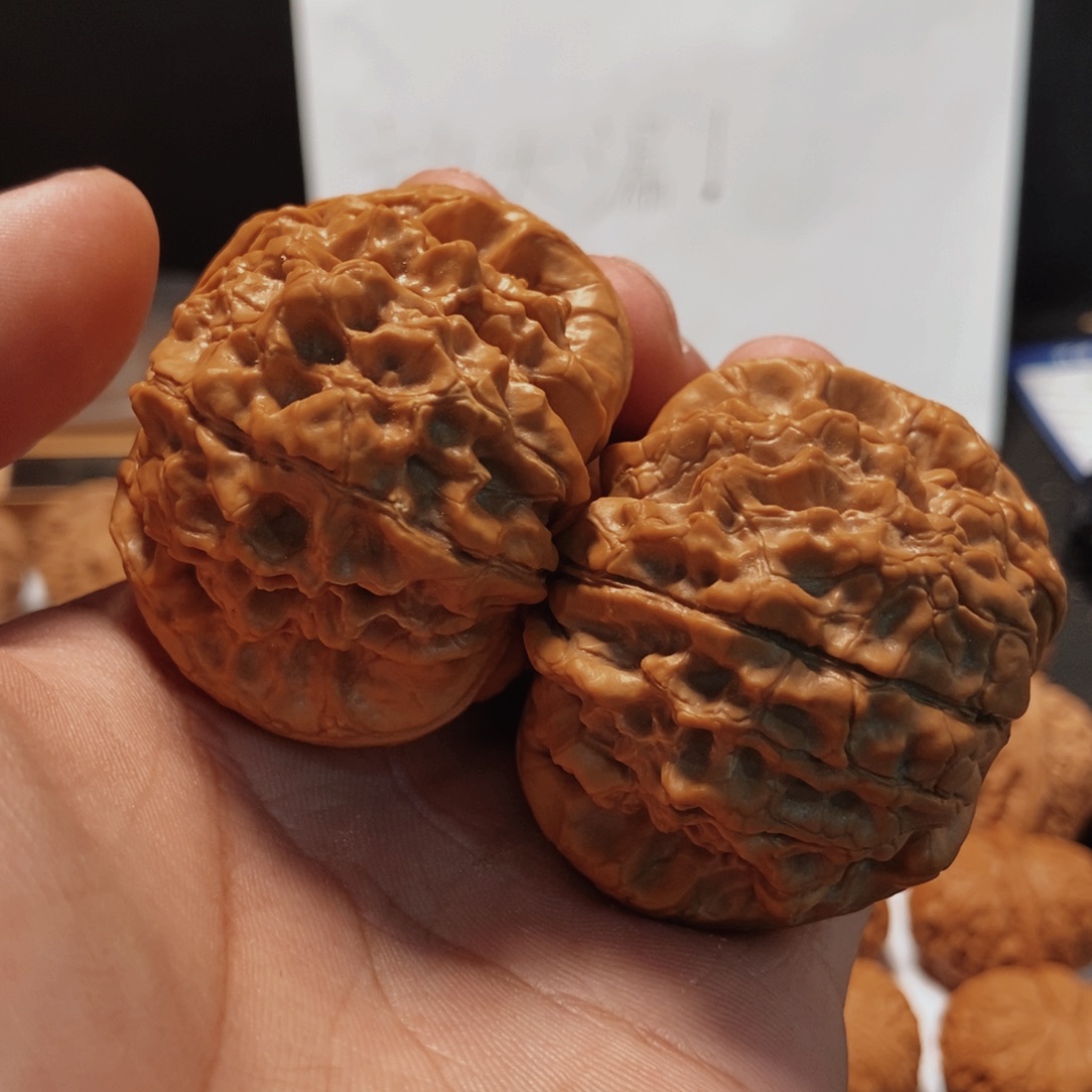 文玩核桃吊坠龙鼎