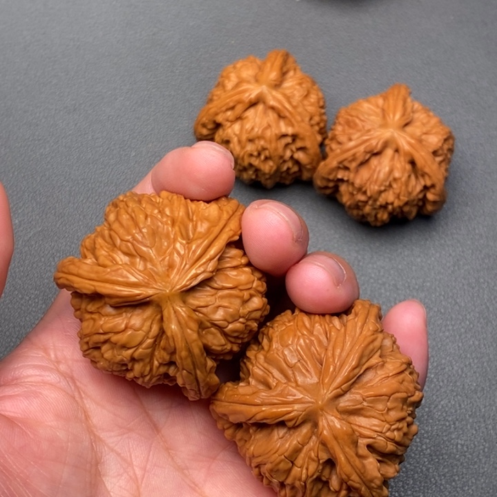 文玩核桃吊坠一*一