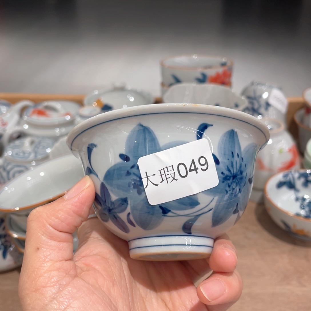 釉下手绘茶具微瑕