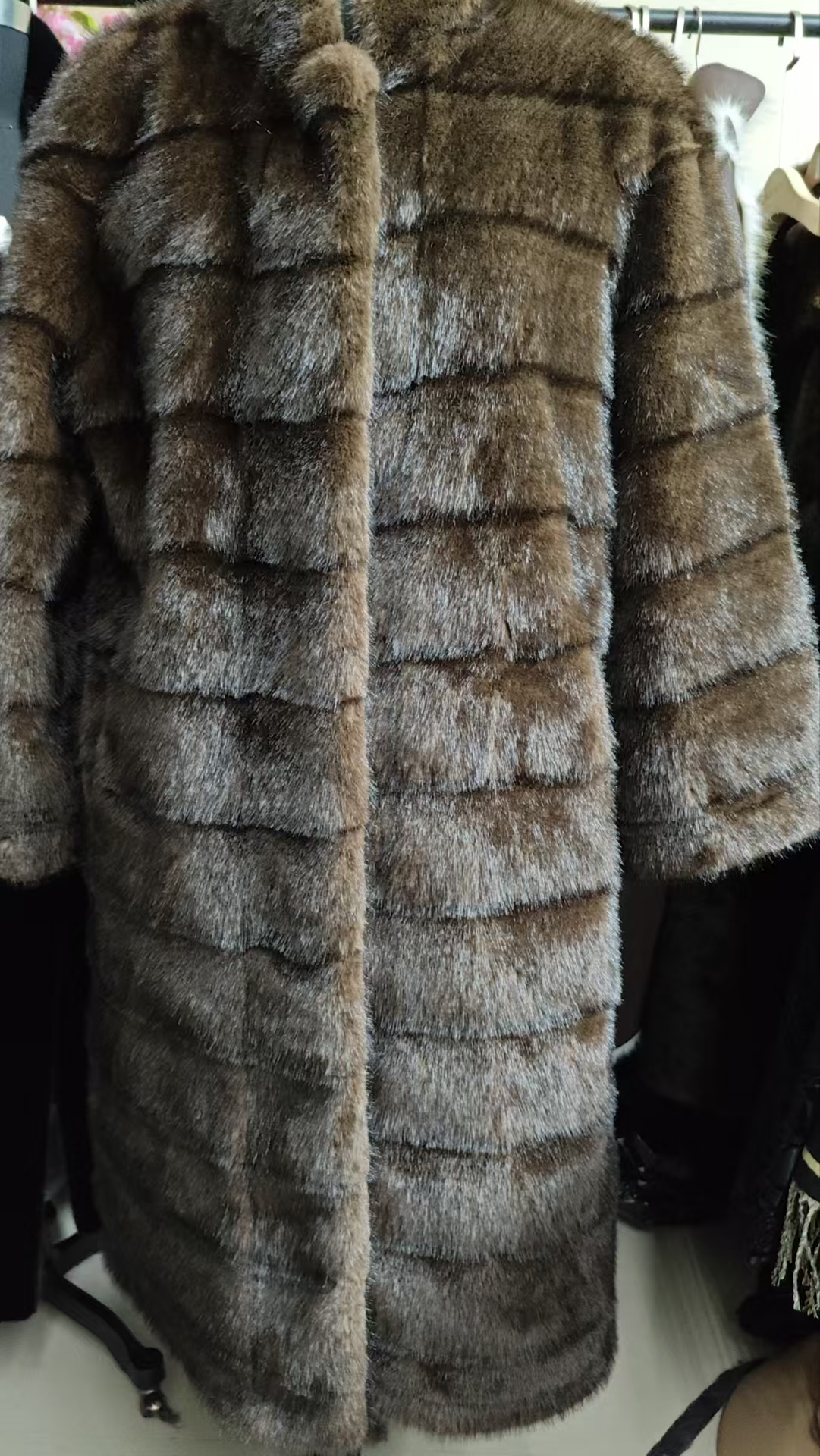 20225  海宁轻奢大衣