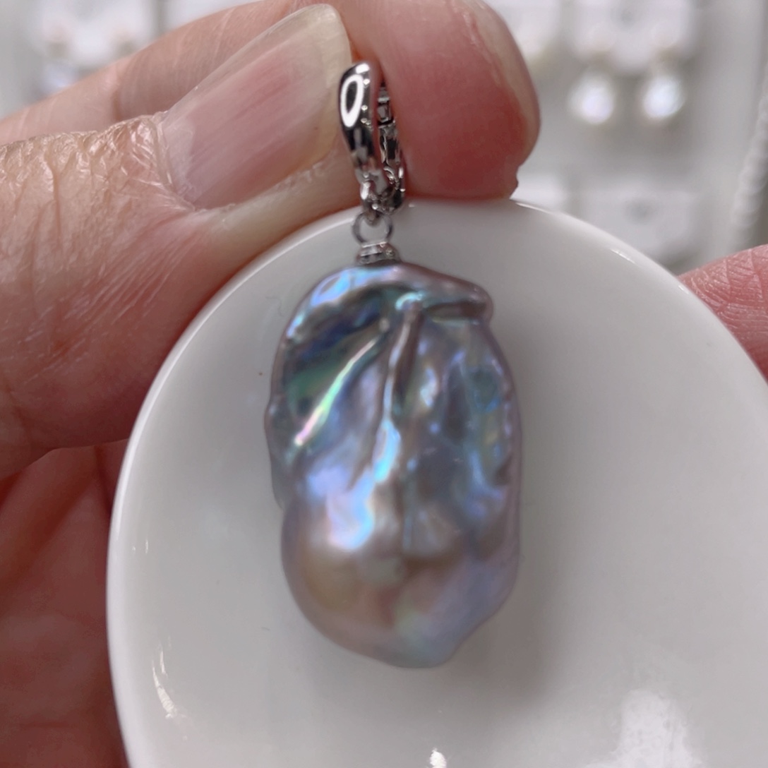 颈饰未镶嵌淡水珍珠