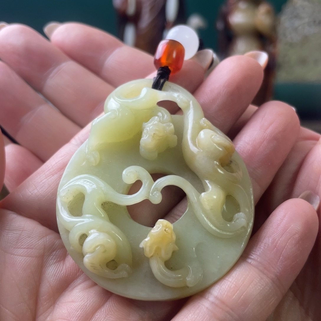 和田玉挂件未镶嵌