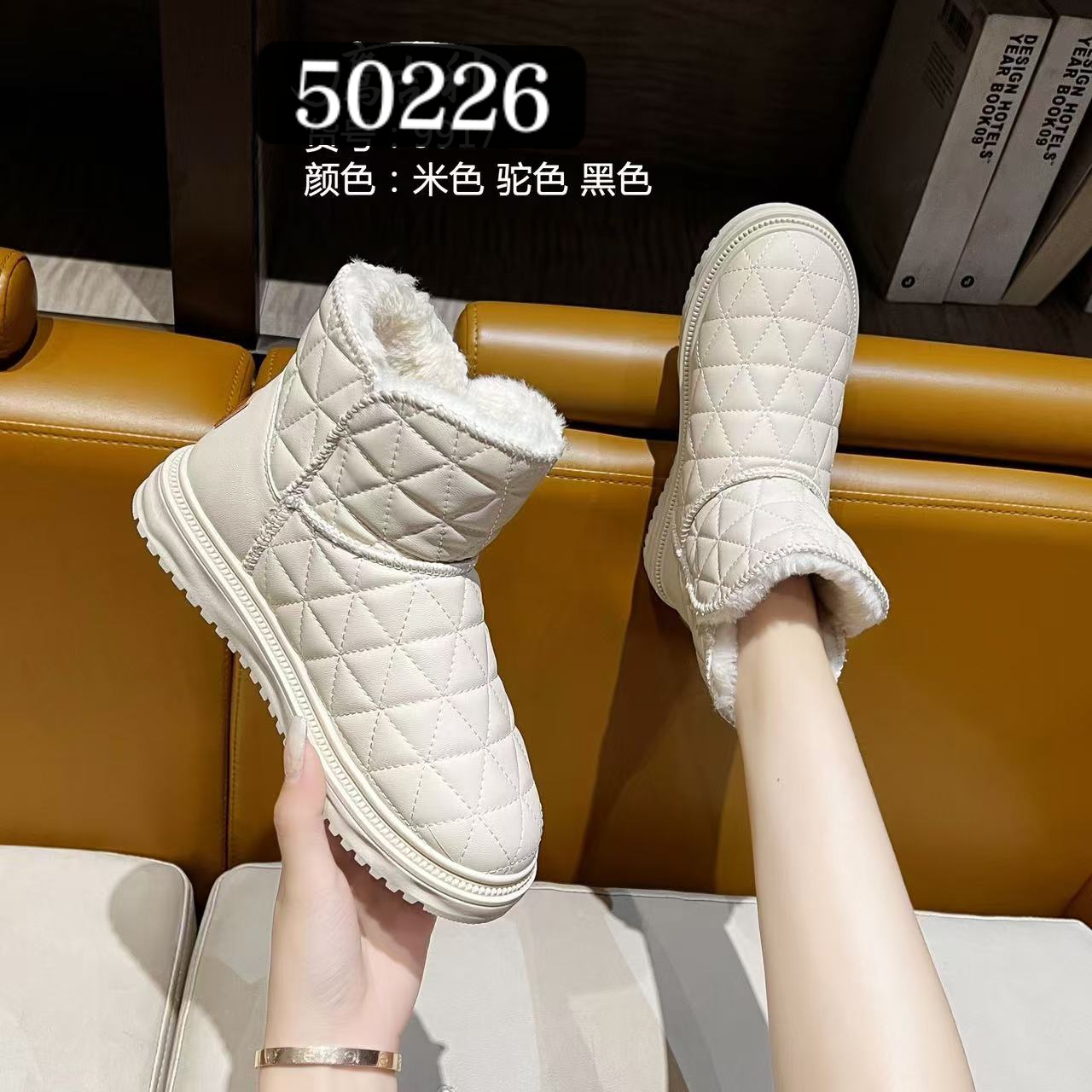 冬季新款时尚雪地靴加厚保暖防水防滑棉鞋 