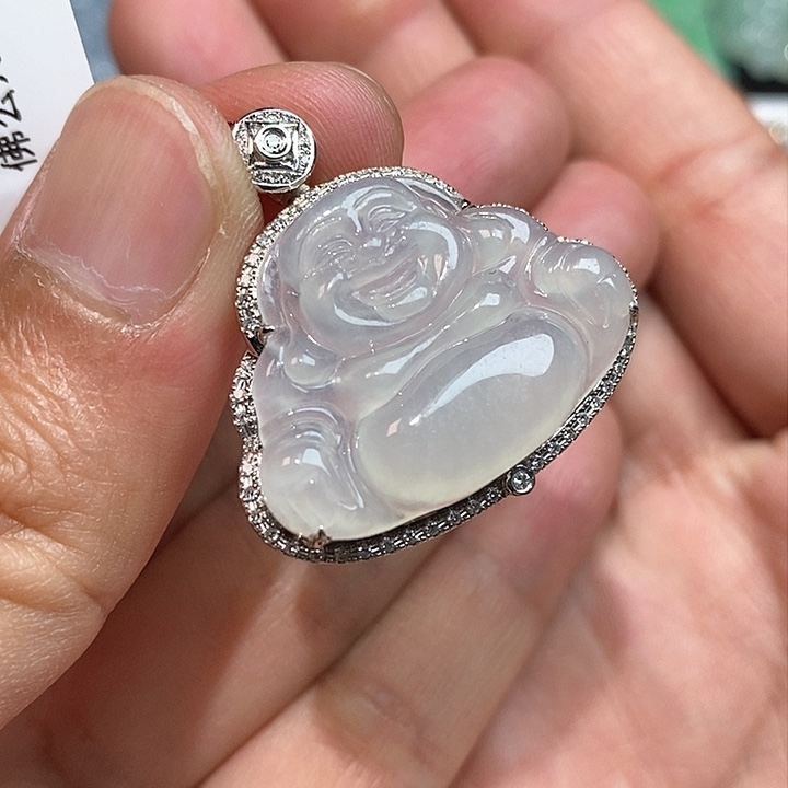 翡翠颈饰18K金镶嵌佛公