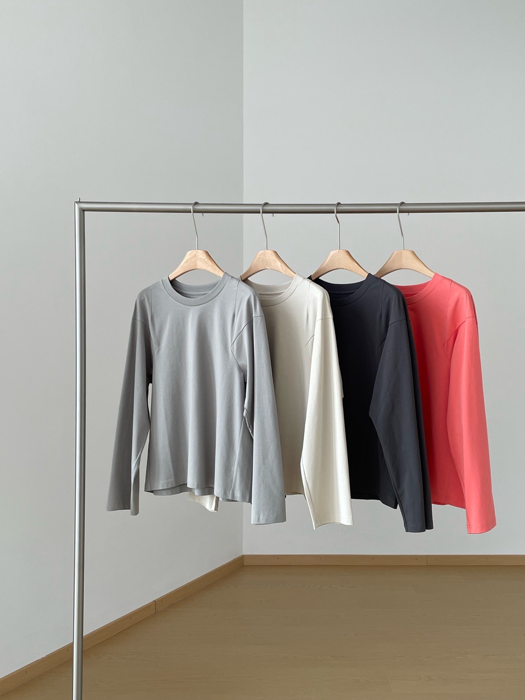 清【简态】圆领T恤温暖亲肤基础款百搭长袖打底衫BQS8005