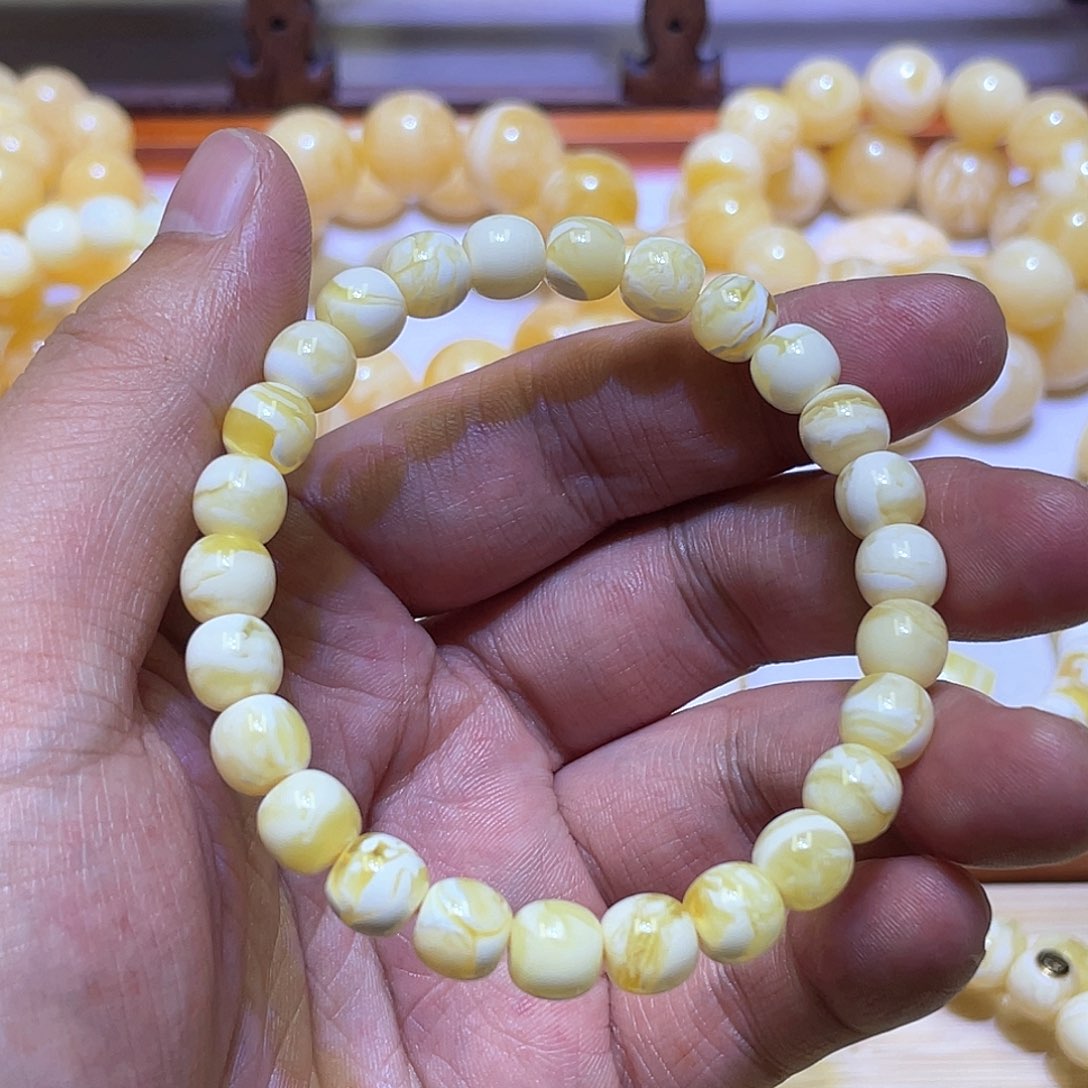 未镶嵌蜜蜡手串干****螂8✖️7.5mmm
