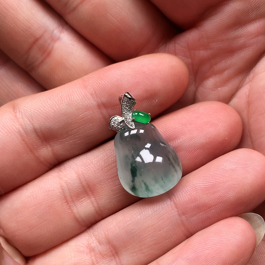 翡翠18K金镶嵌颈饰天然缅甸翡翠吊坠