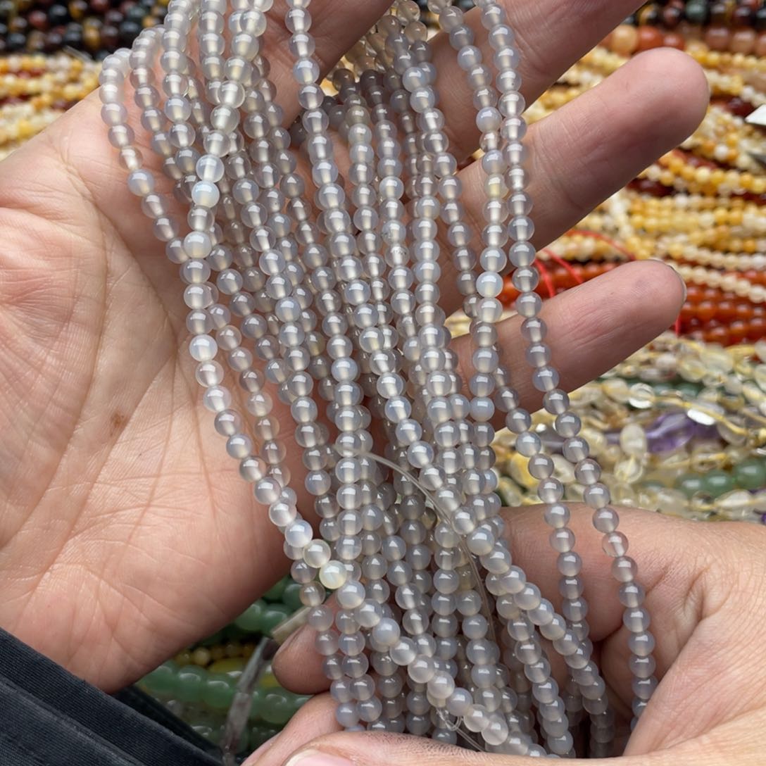 玛瑙/玉髓珠宝半成品未镶嵌一条装4mm烟灰玛瑙圆珠