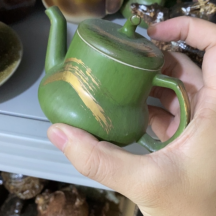 陶瓷艺术品及陶瓷壶壶