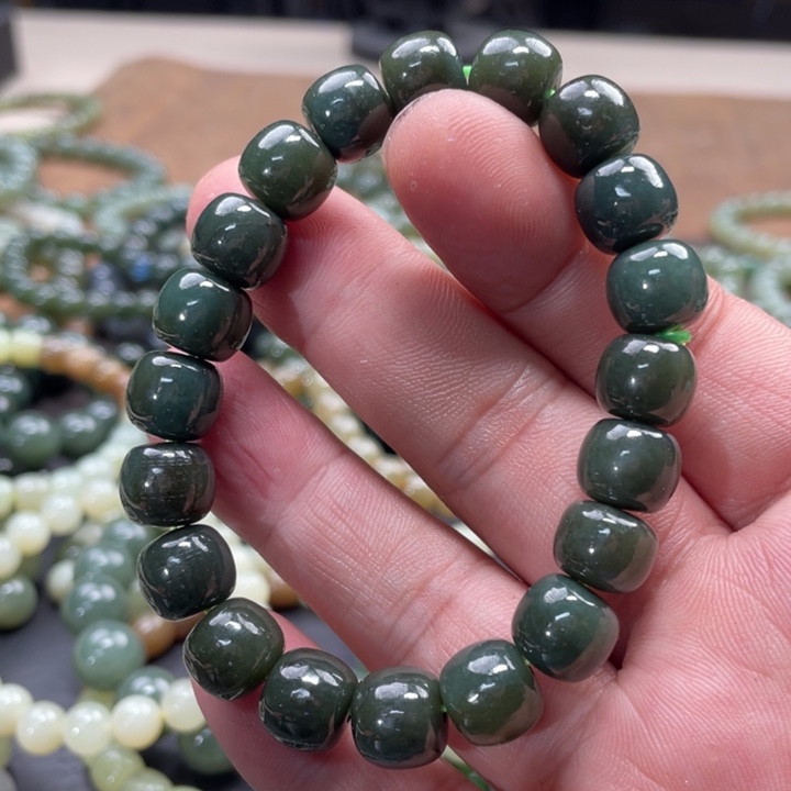 和田玉手链未镶嵌