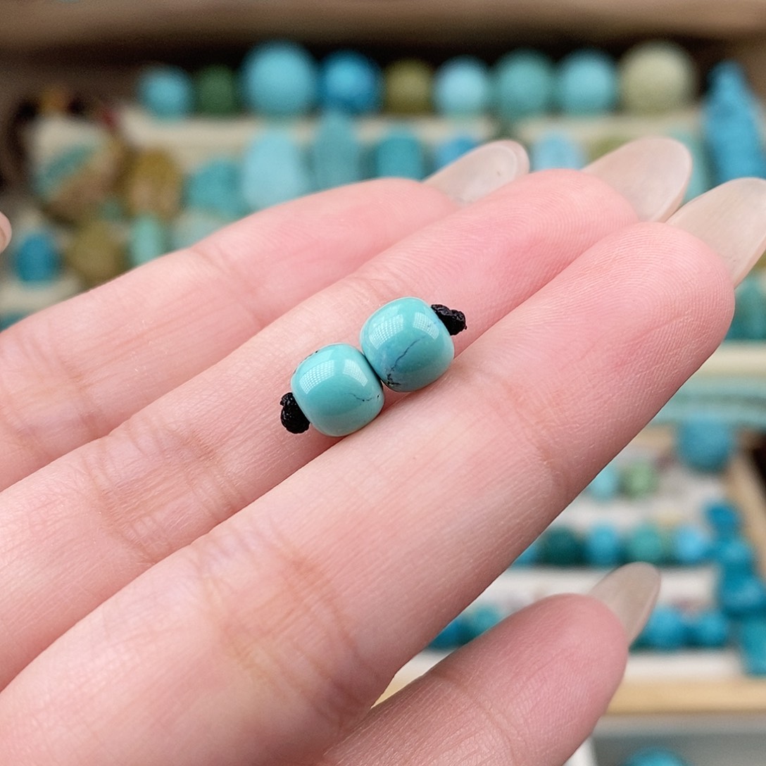 未镶嵌绿松石珠宝奇石