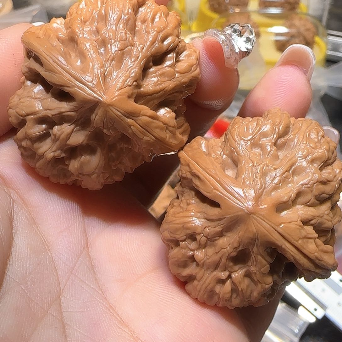 文玩核桃吊坠40➕千佛山小粗筋