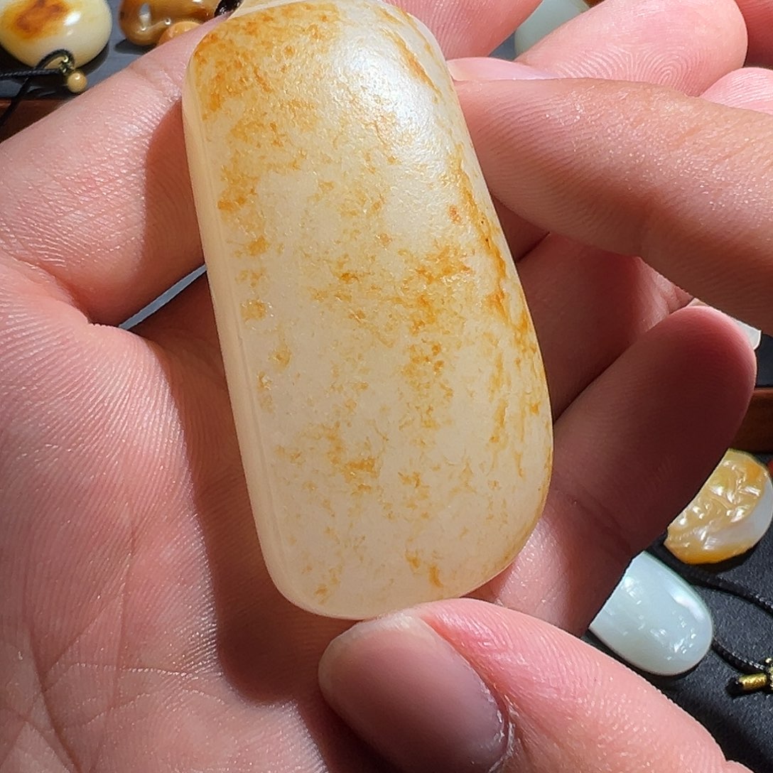 和田玉未镶嵌颈饰好****在