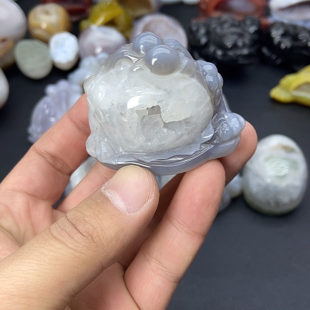 玛瑙/玉髓未镶嵌珠宝奇石