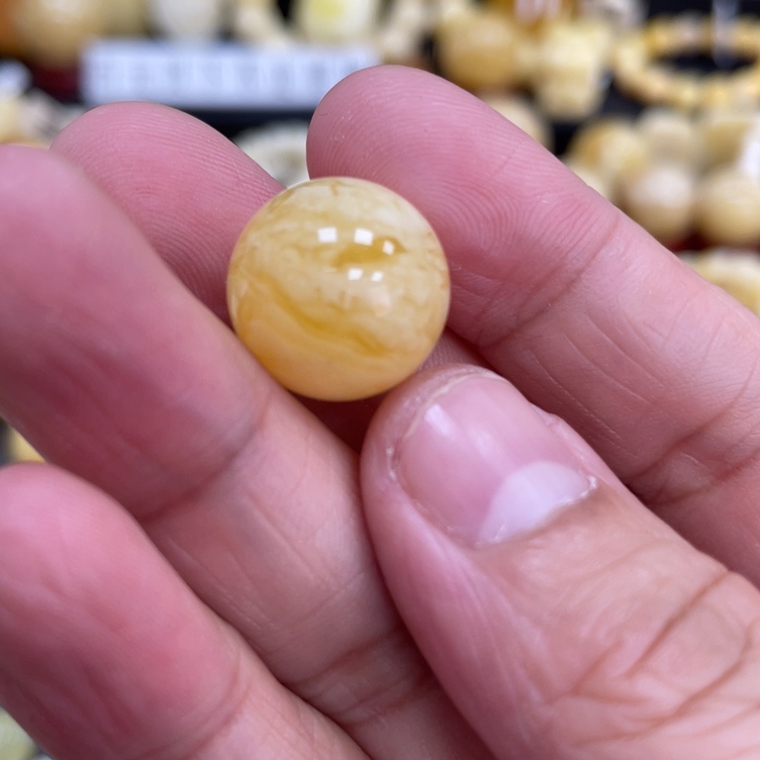 琥珀珠宝奇石未镶嵌15.7mm