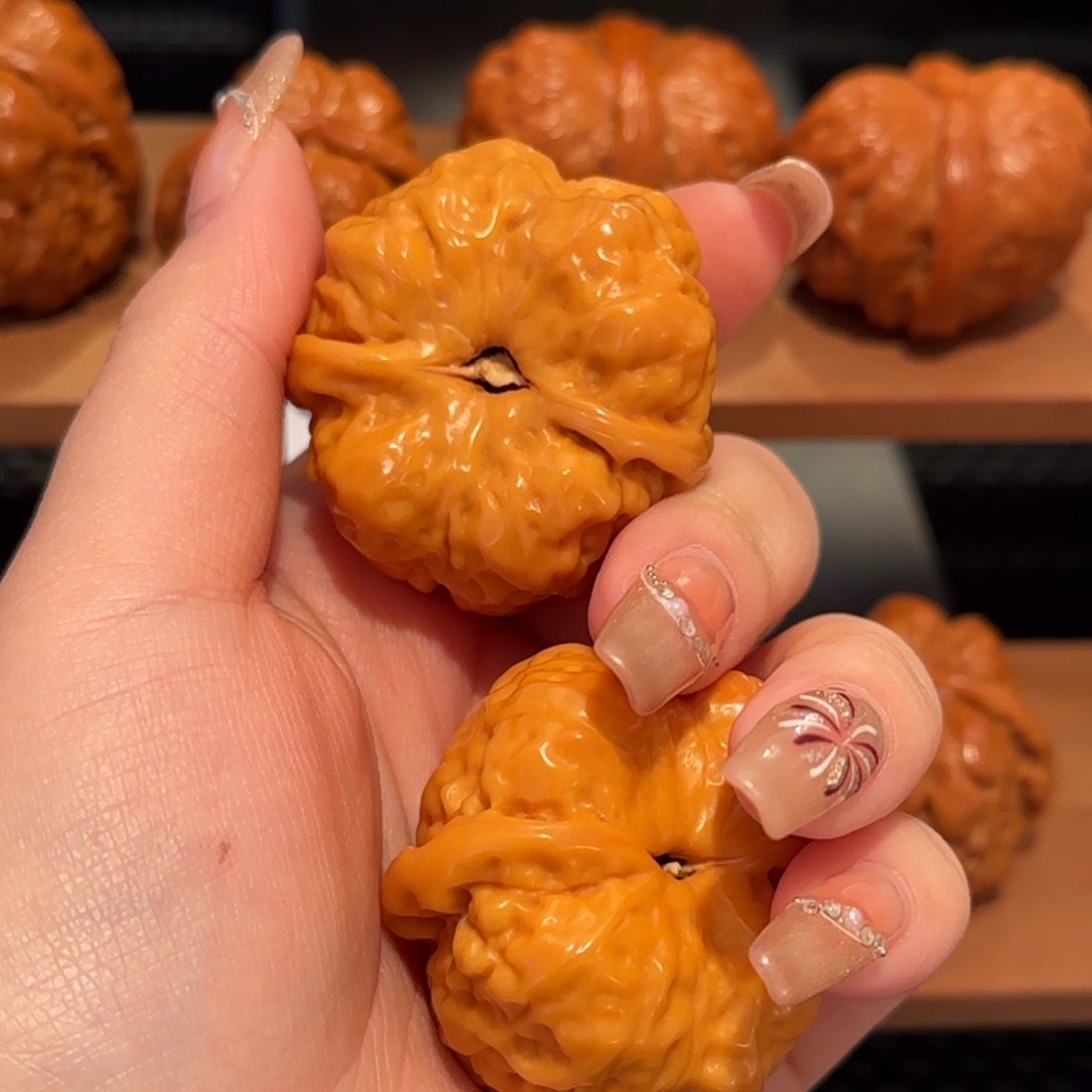 桃核吊坠叶****俊蛤蟆头40 精品754