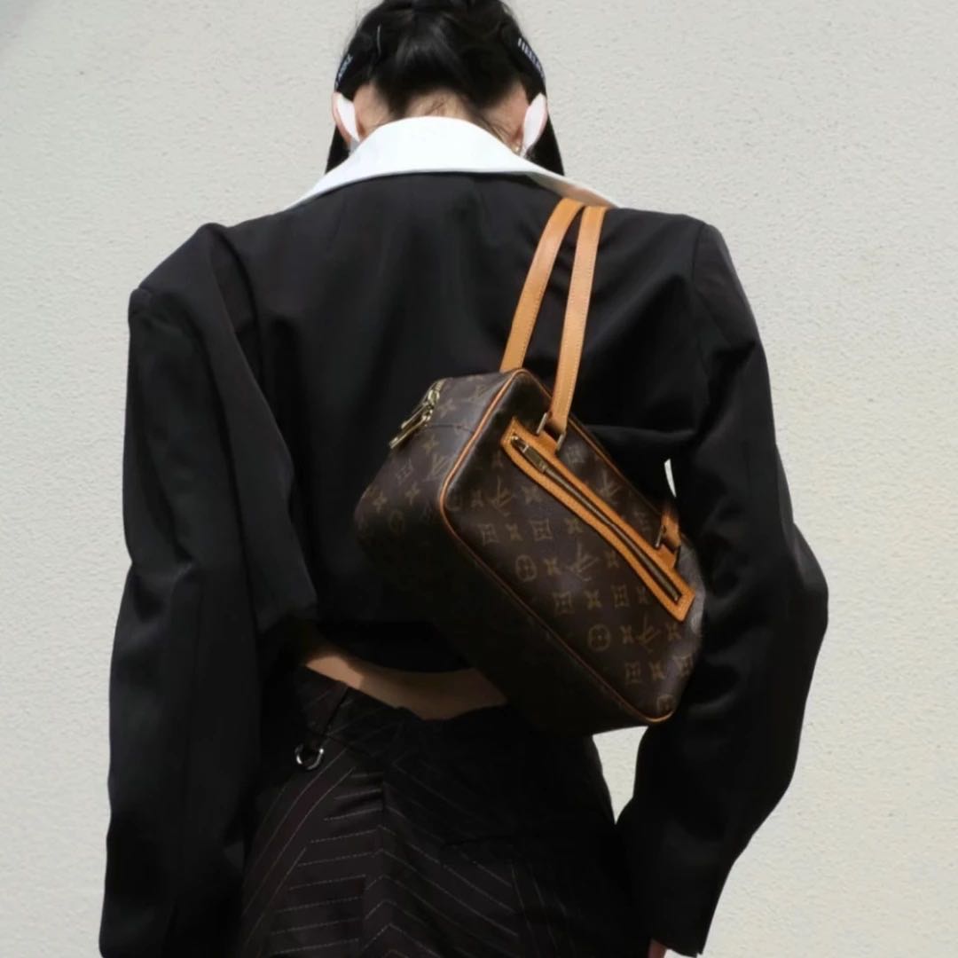 95新 LouisVuitton/路易威登 8612966/开口笑吐司小号植鞣革换新