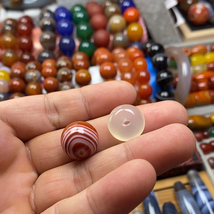 玛瑙/玉髓未镶嵌珠宝半成品16天眼加冰扣