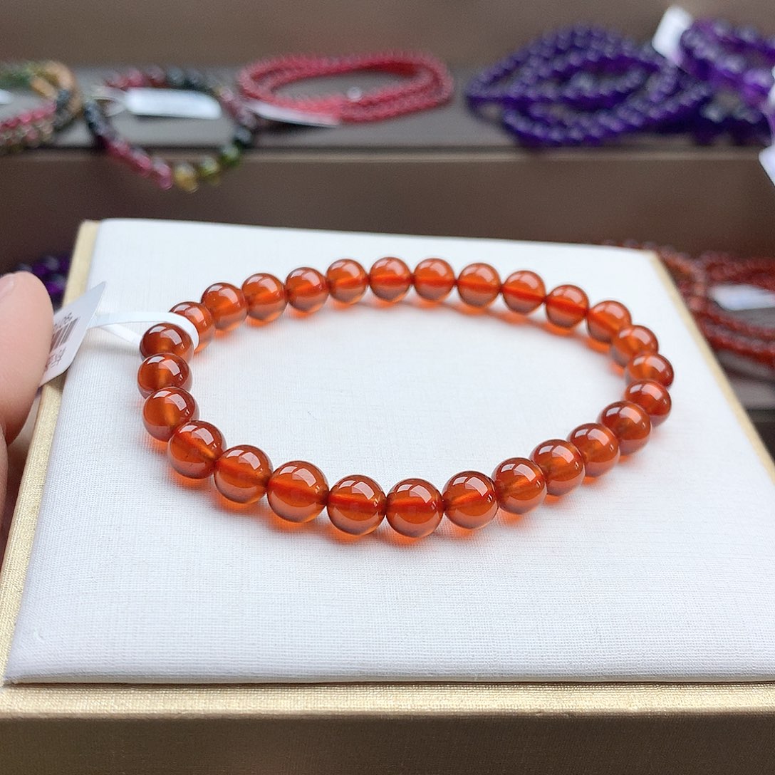 石榴石手串未镶嵌7