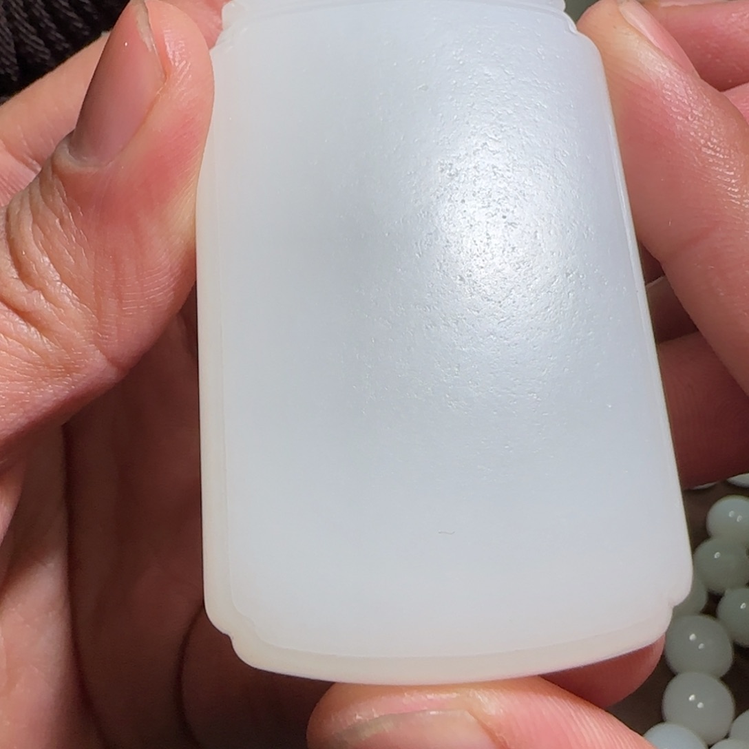 和田玉颈饰未镶嵌修*