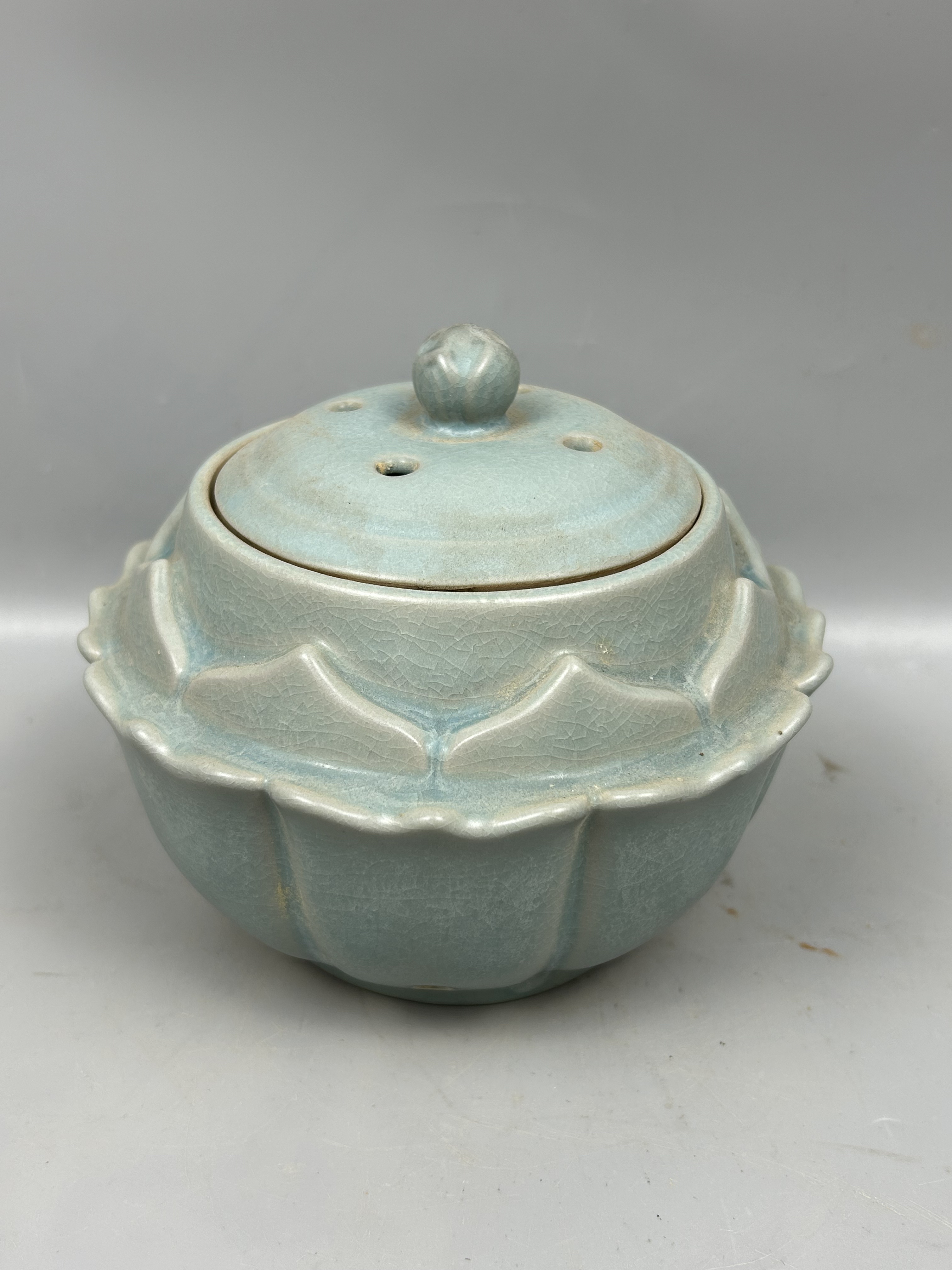 手工制作陶瓷摆件