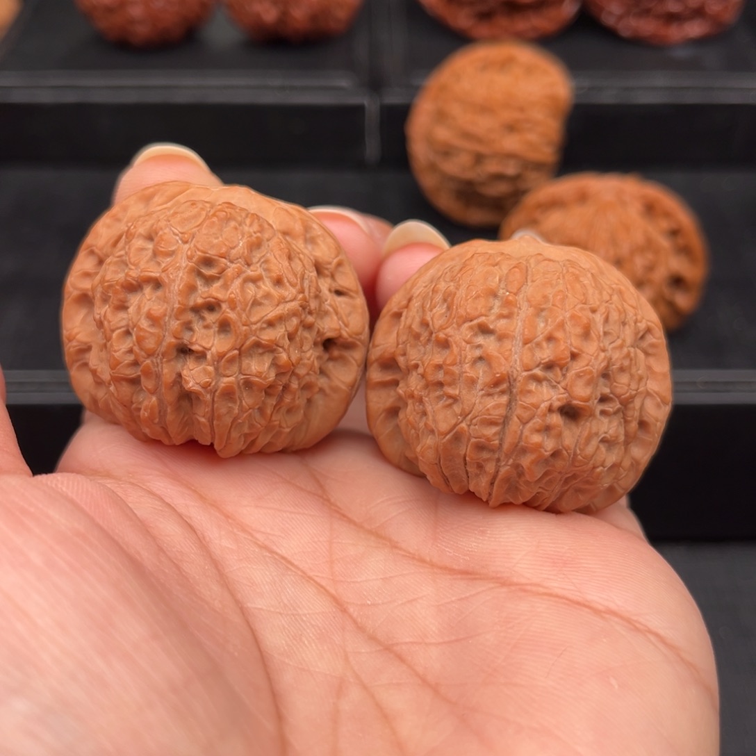 【闪购商品】吊坠文玩核桃原树血麒麟37