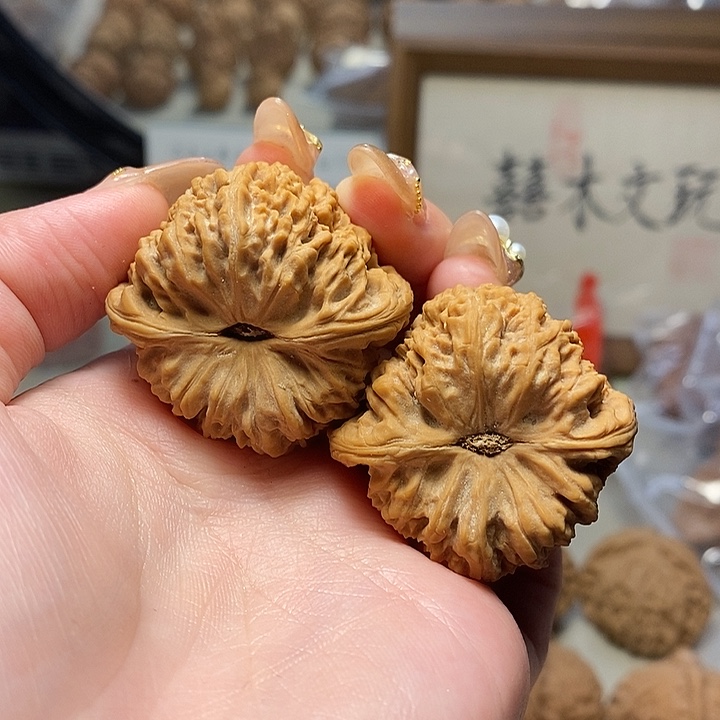 文玩核桃吊坠39南疆