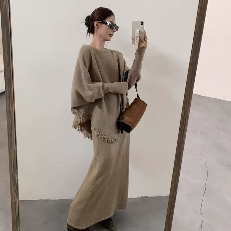 入秋搭配一整套减龄高级感小香风不规则流苏毛衣半身裙两件套女