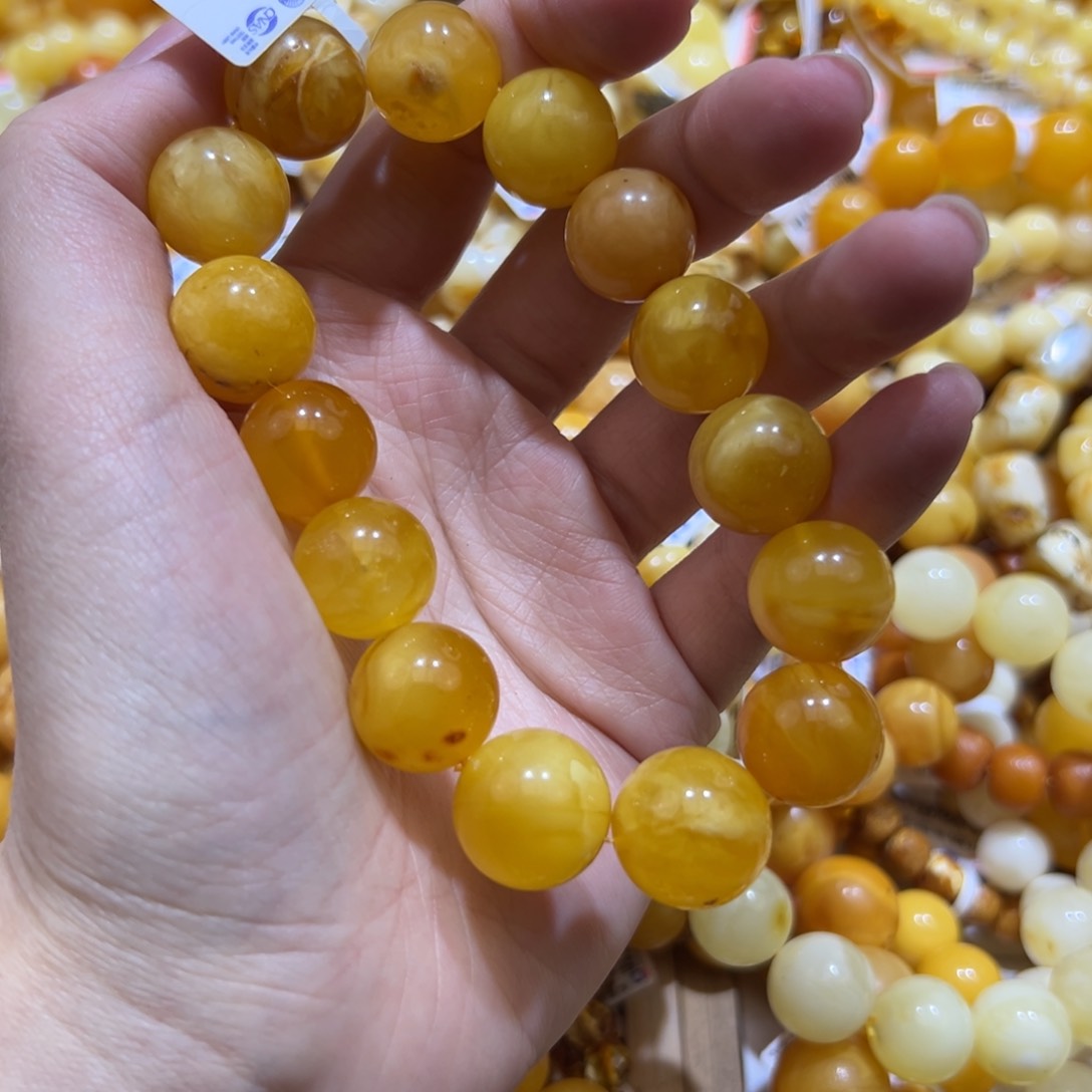 琥珀珠宝奇石未镶嵌