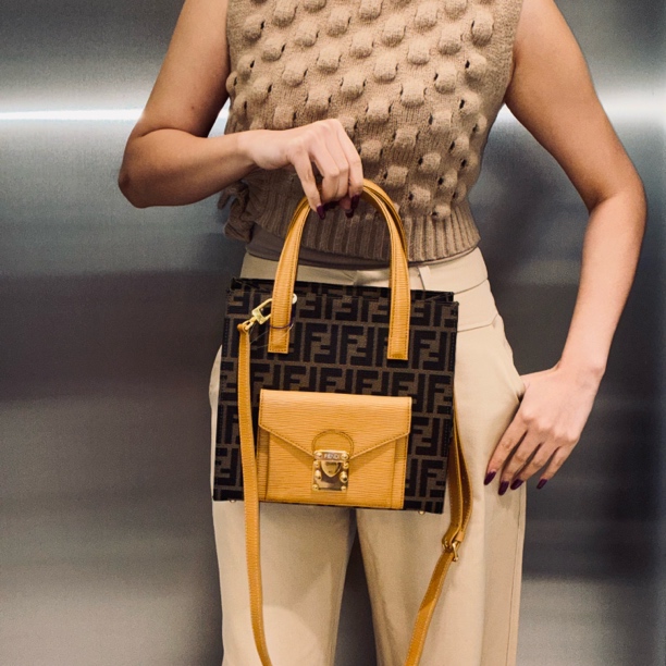 95新 FENDI/芬迪 芬迪老花手提斜挎包