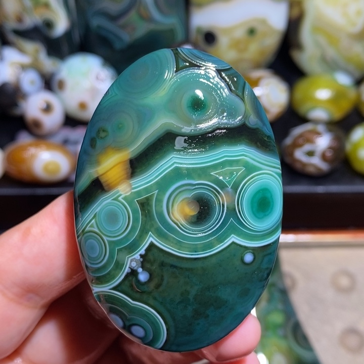 玛瑙/玉髓未镶嵌珠宝半成品