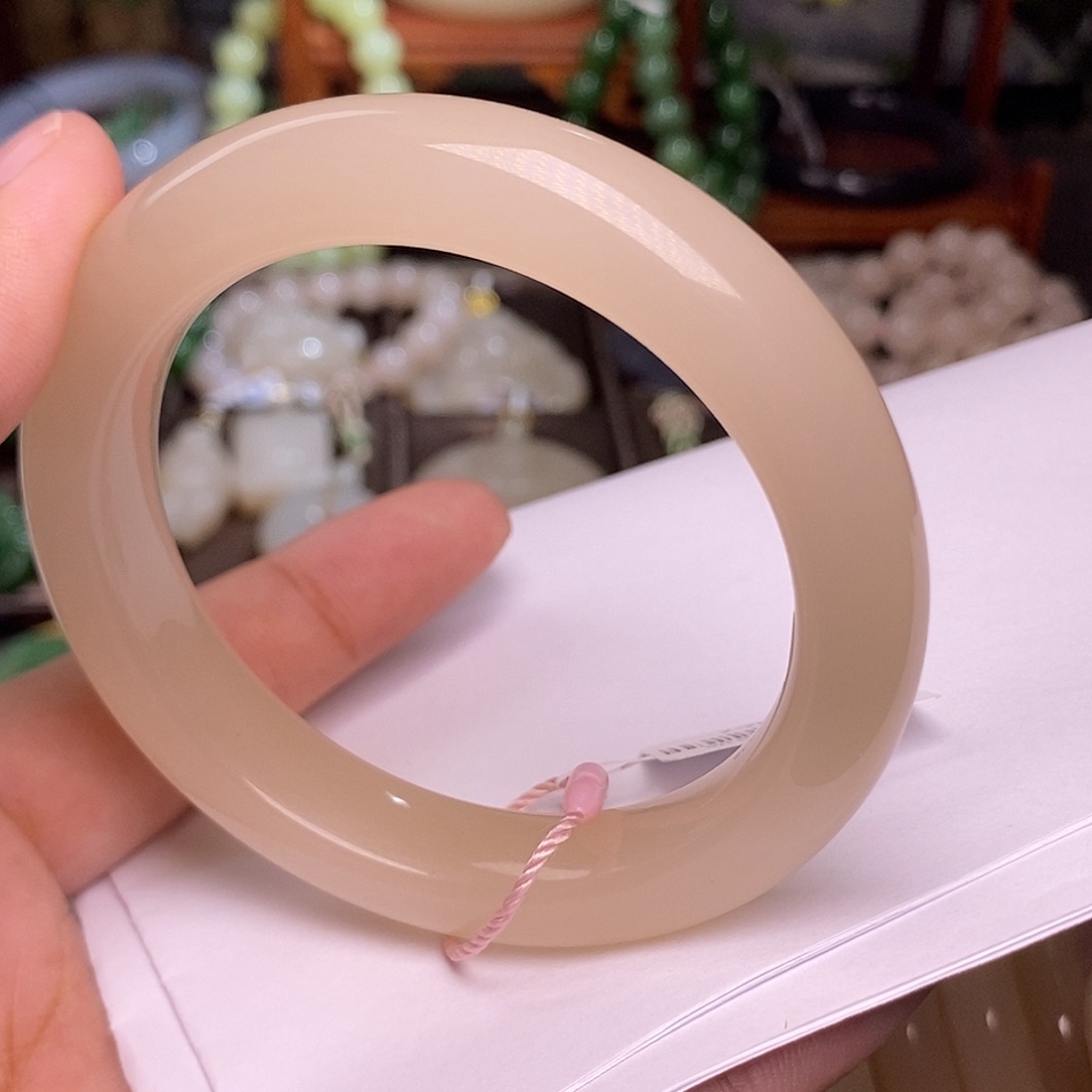 和田玉藕粉红粉收藏手镯57.8圈未镶嵌