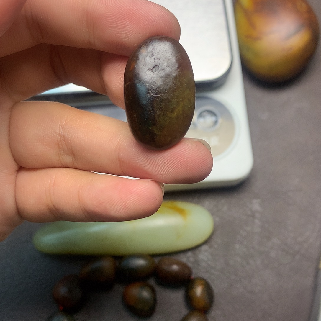 和田玉（糖玉）未镶嵌挂件