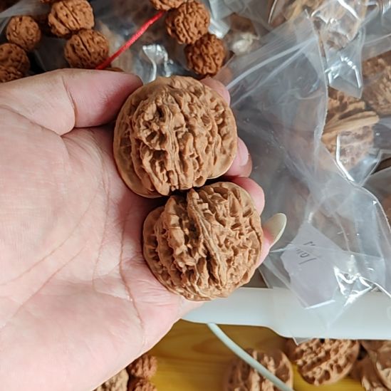 文玩核桃把件42左右四座楼一对配对如图编号11101