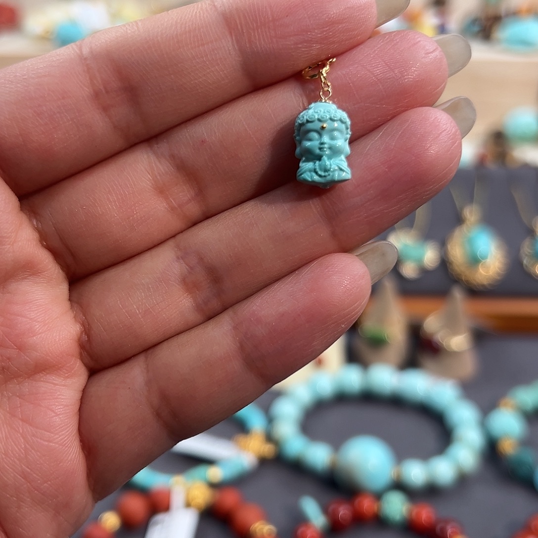 绿松石18K金镶嵌宝宝佛滴溜