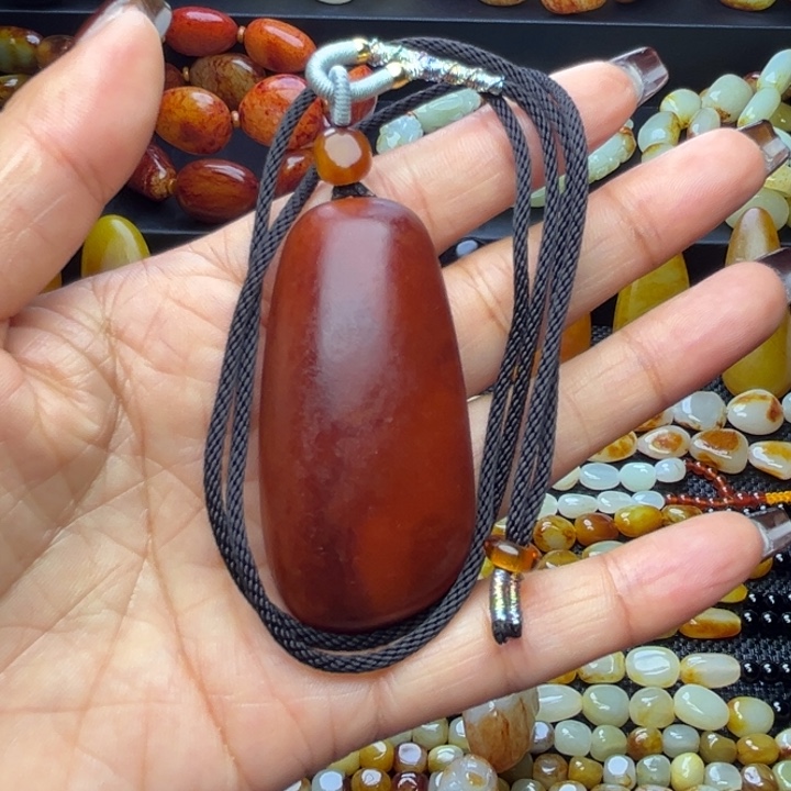 宋***1和田玉未镶嵌颈饰