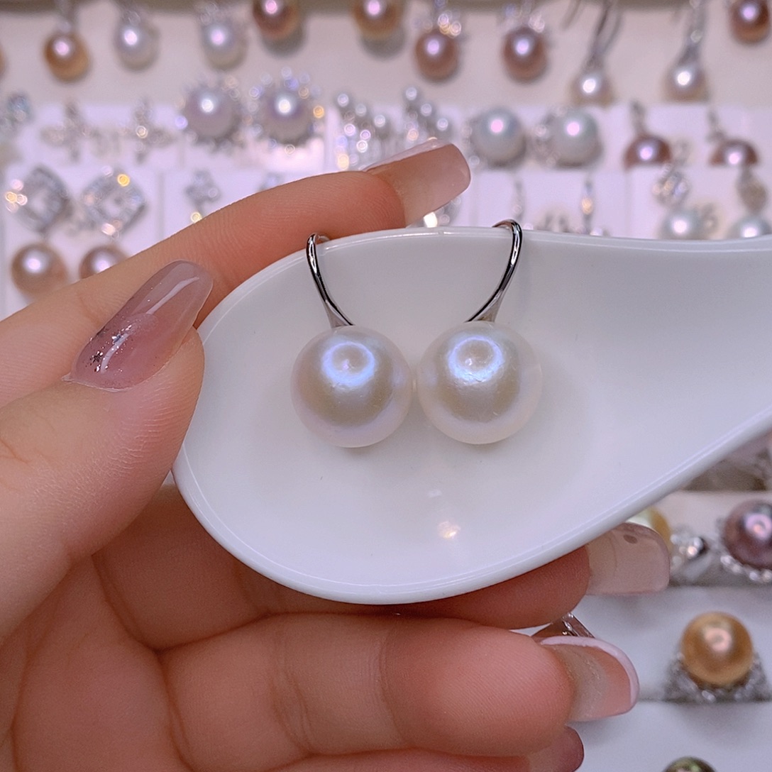 未镶嵌淡水珍珠颈饰