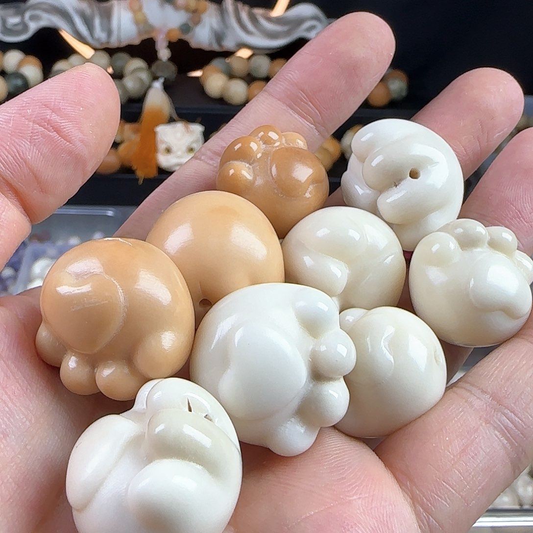 菩提根/象牙果吊坠瑕疵爱心猫抓2颗有裂